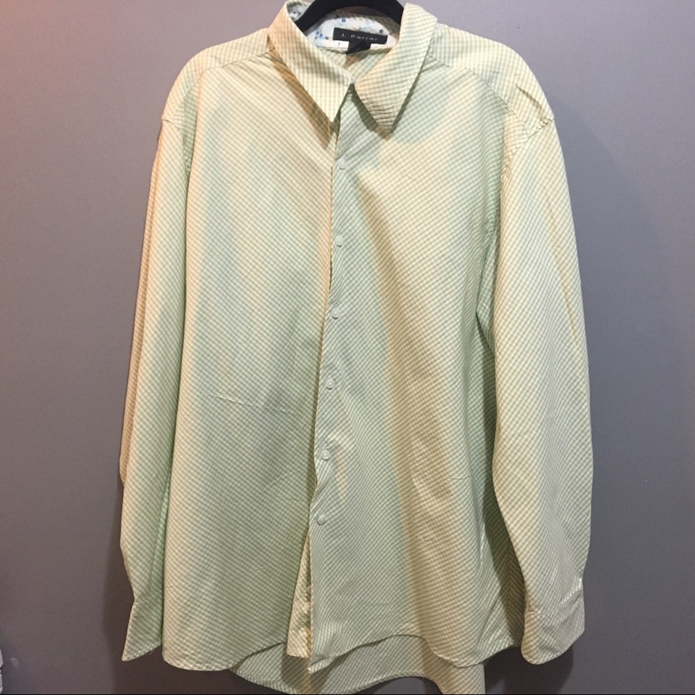 J Ferrar Green and White Button Down Dress Shirt  Size XL